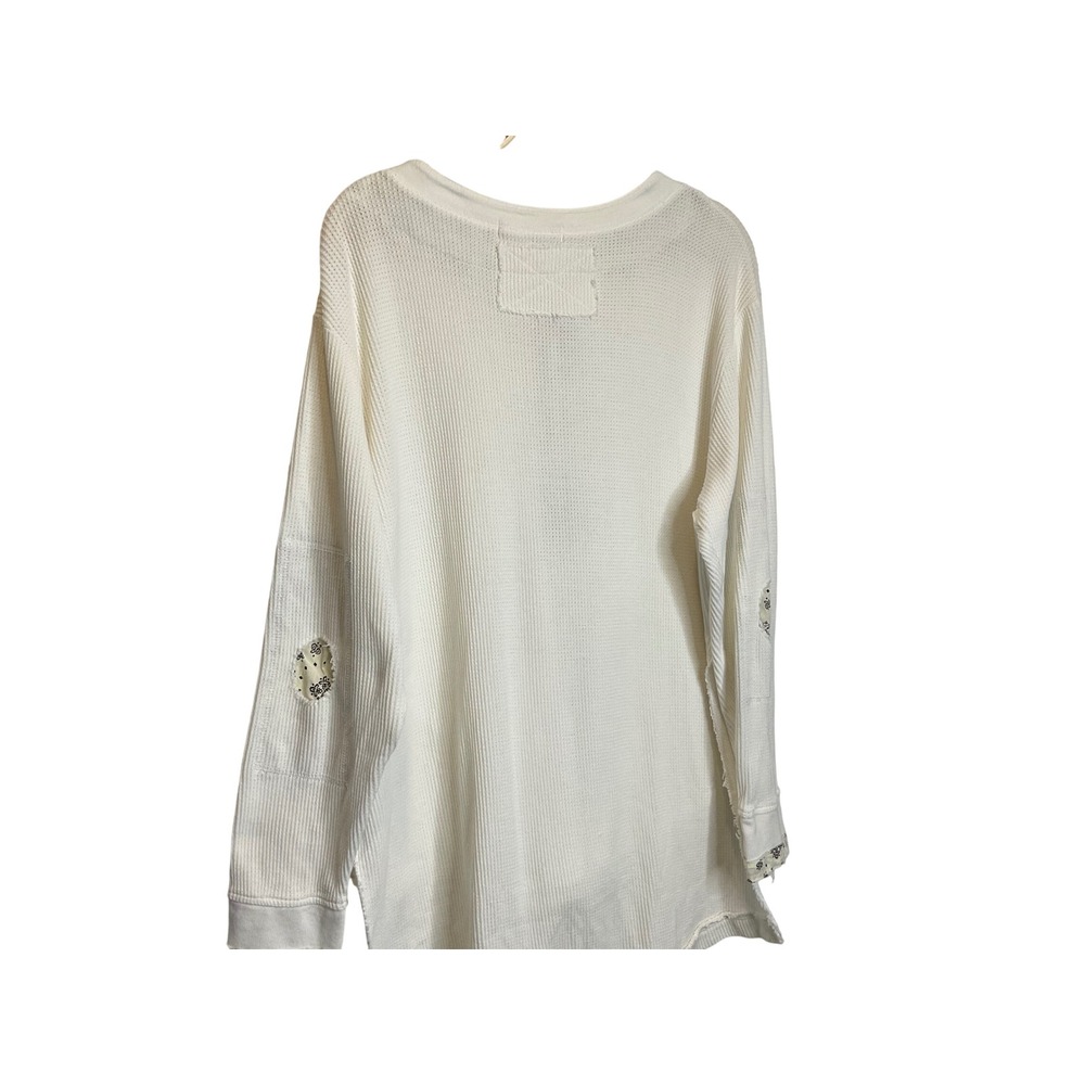 Free People Fall For You Henley Top White Bandana Print Thermal Medium - Picture 4 of 6